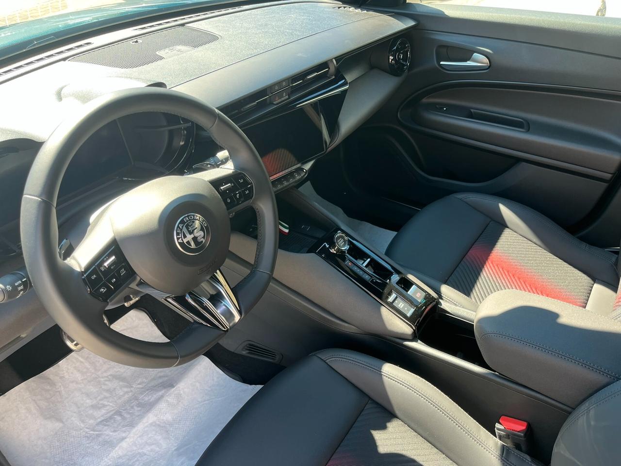 Alfa Romeo Junior 1.2 136 CV Hybrid eDCT6 Speciale