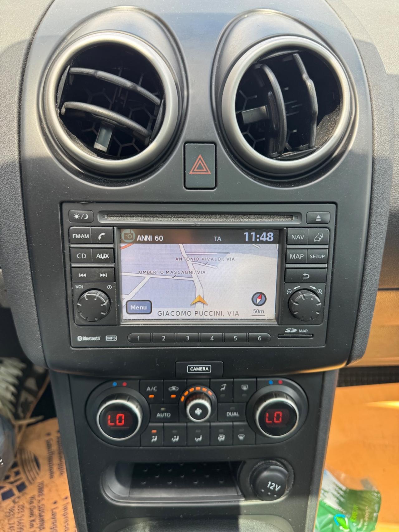 Nissan Qashqai 1.6 dCi N-tec 360 Navi Pelle Tetto Catena nuova