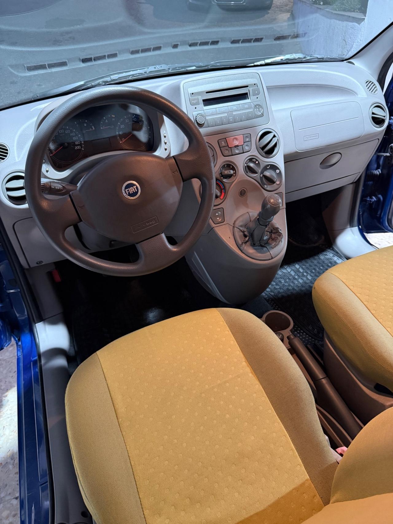 Fiat Panda 1.2 Emotion 100 mila KM