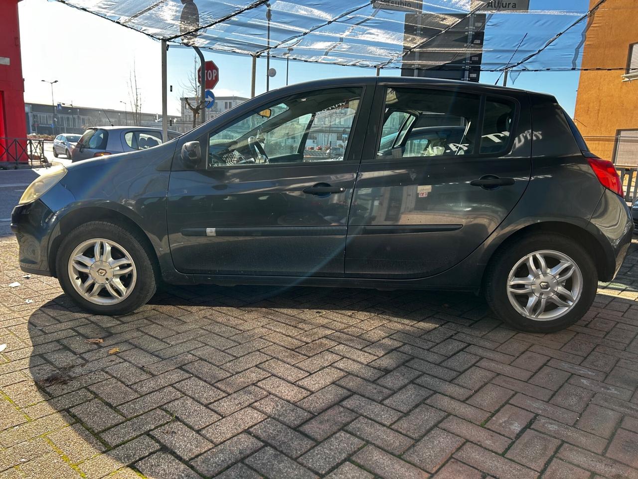 Renault Clio 1.2 16V 5 porte Luxe