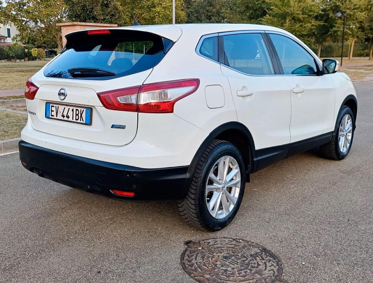 Nissan Qashqai 1.5 dCi Visia ANNO 2014