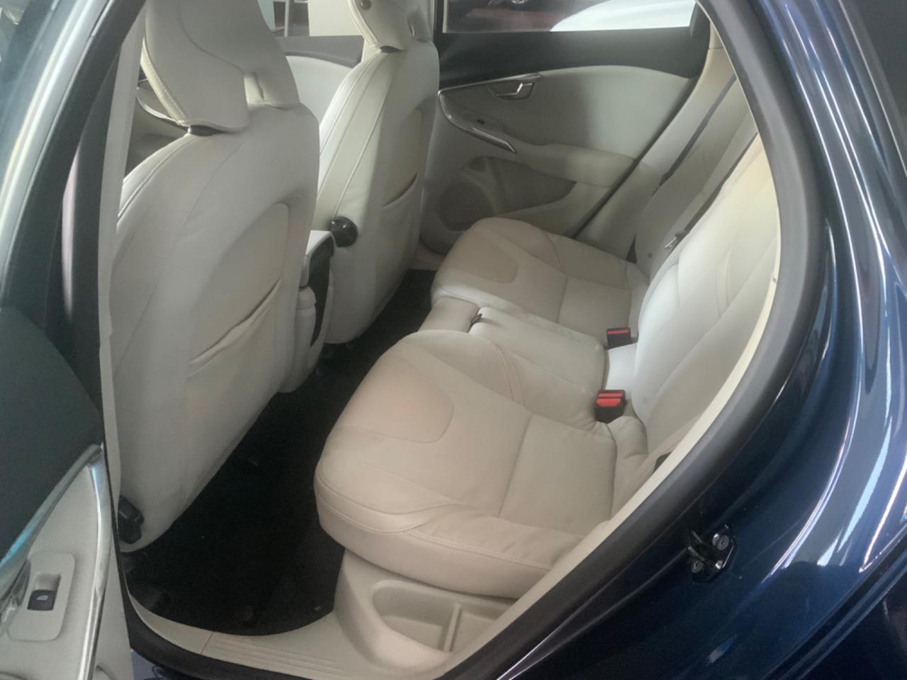 Volvo V40 D2 1.6 Momentum