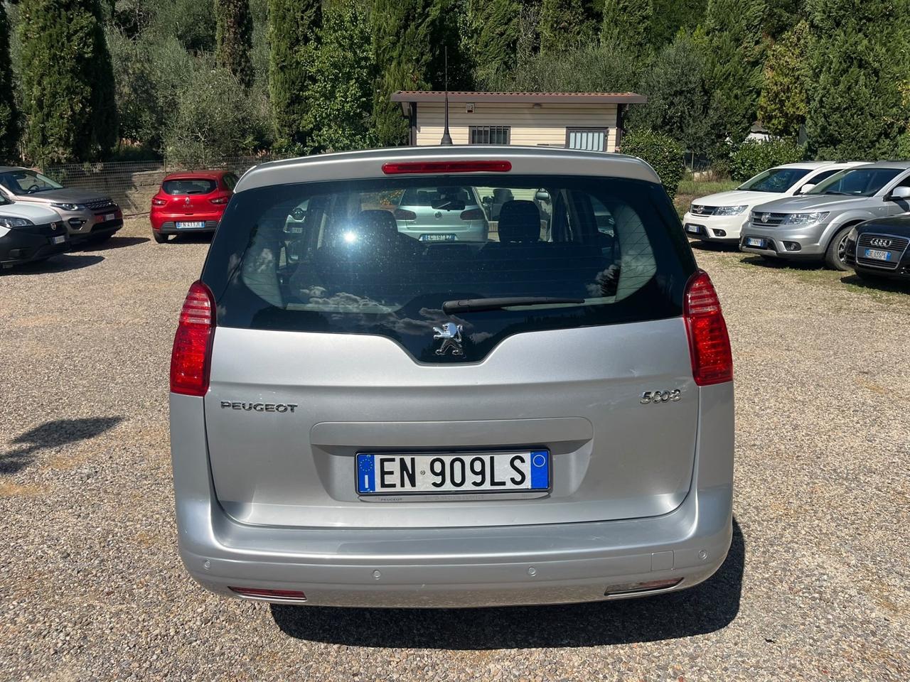 Peugeot 5008 1.6 HDi 115CV - 7 POSTI