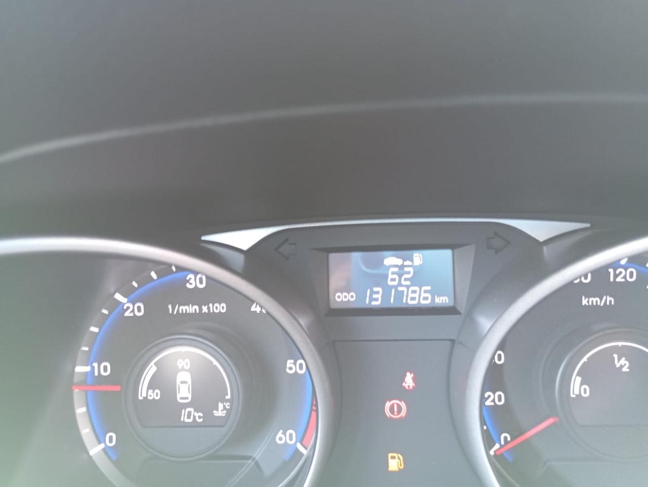 Hyundai iX35 1.7 CRDi 2WD Xpossible