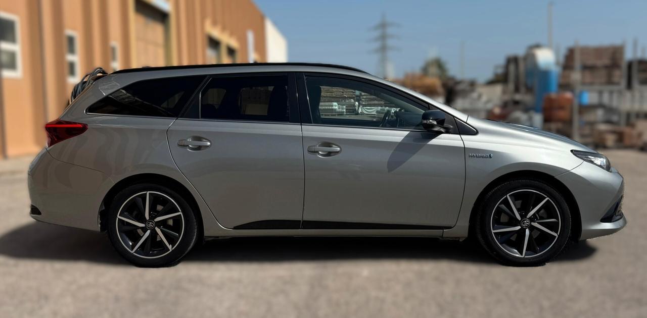 Toyota Auris 1.8 Hybrid SW - 2017