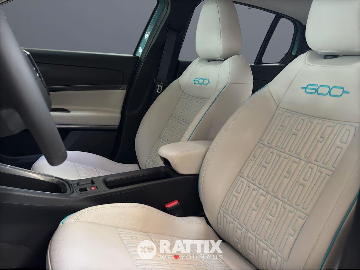 Fiat 600 1.2 hybrid 145CV La Prima II auto