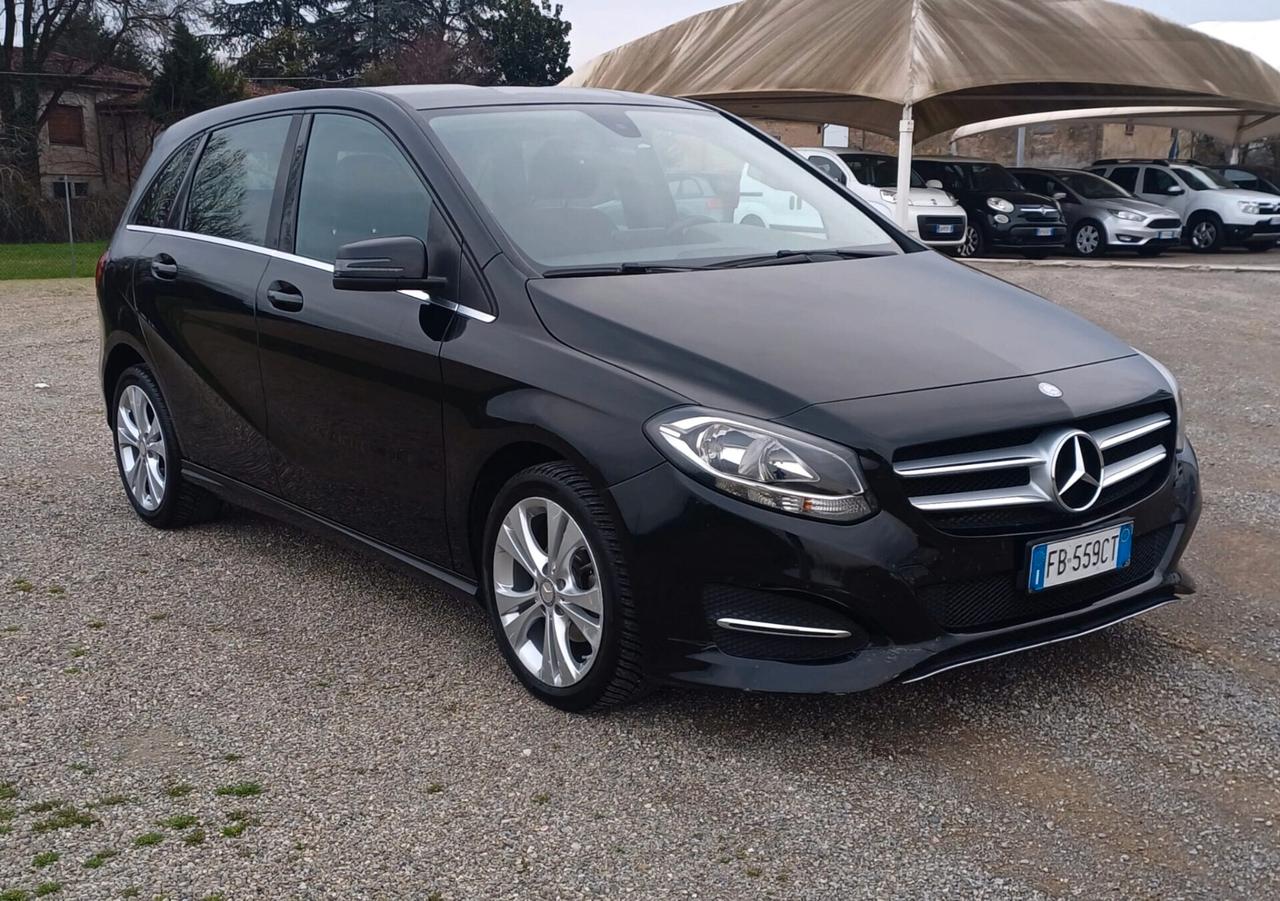 Mercedes-benz B 180 B 180 d Automatic Premium