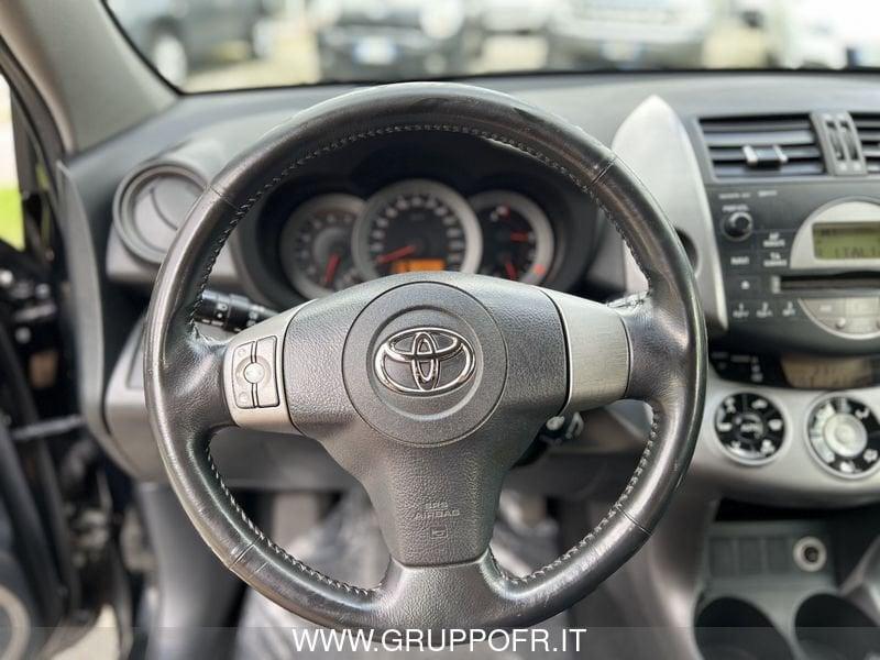 Toyota RAV4 2.2 D-4D 136 CV