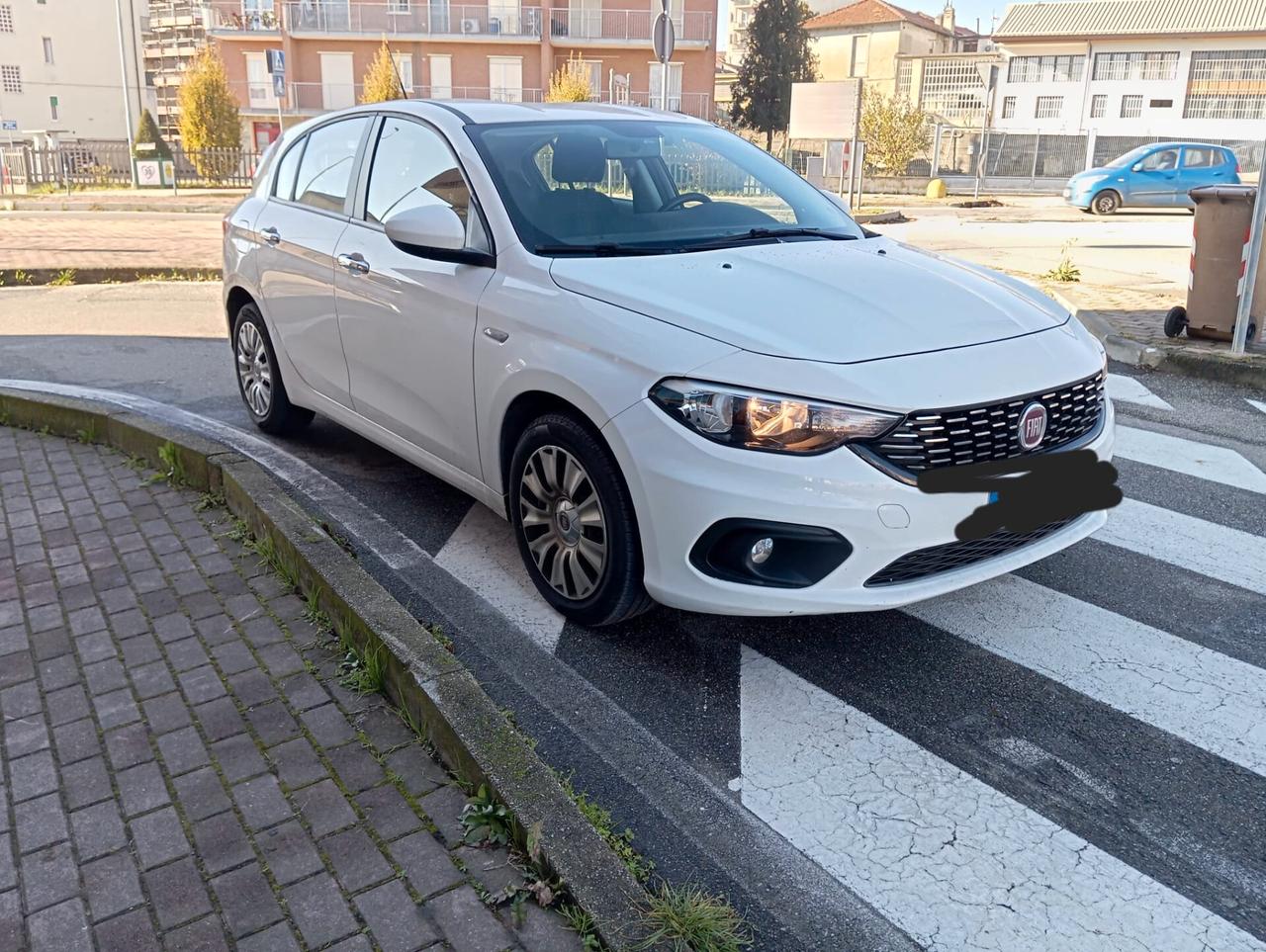 Fiat Tipo 1.3 Mjt S&S 5 porte Easy