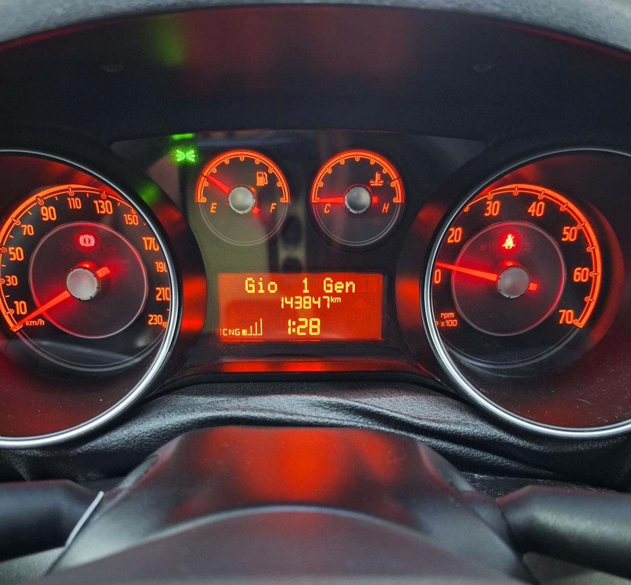 Fiat Punto Street 1.4 8V Natural Power Lounge