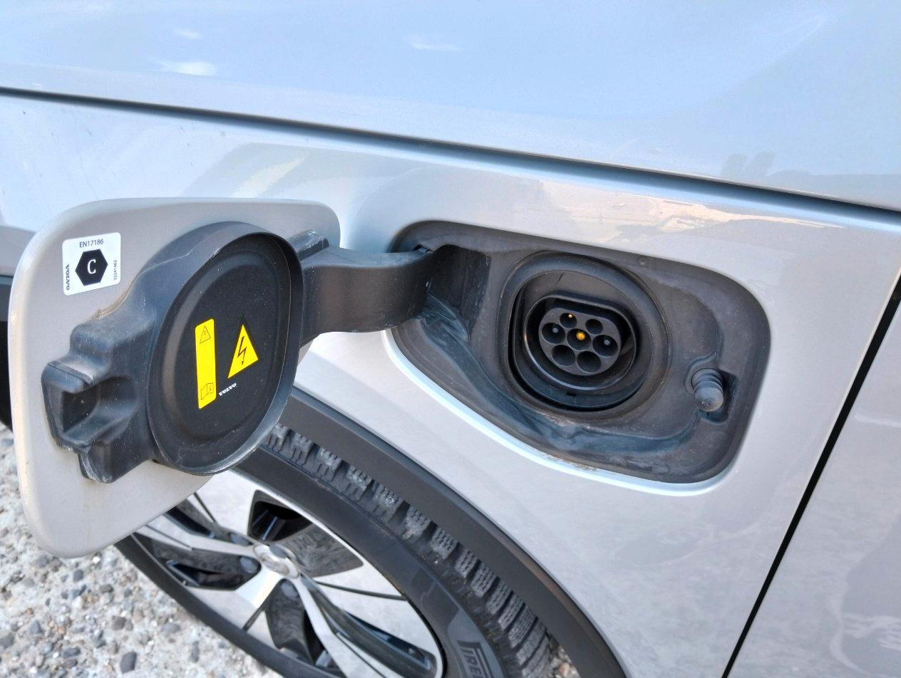 Volvo XC40 1.5 t5 Recharge PHEV Core Auto