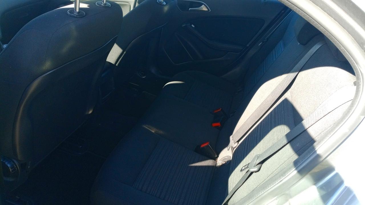 Mercedes-benz A 160 d 90 CV per neopatentati