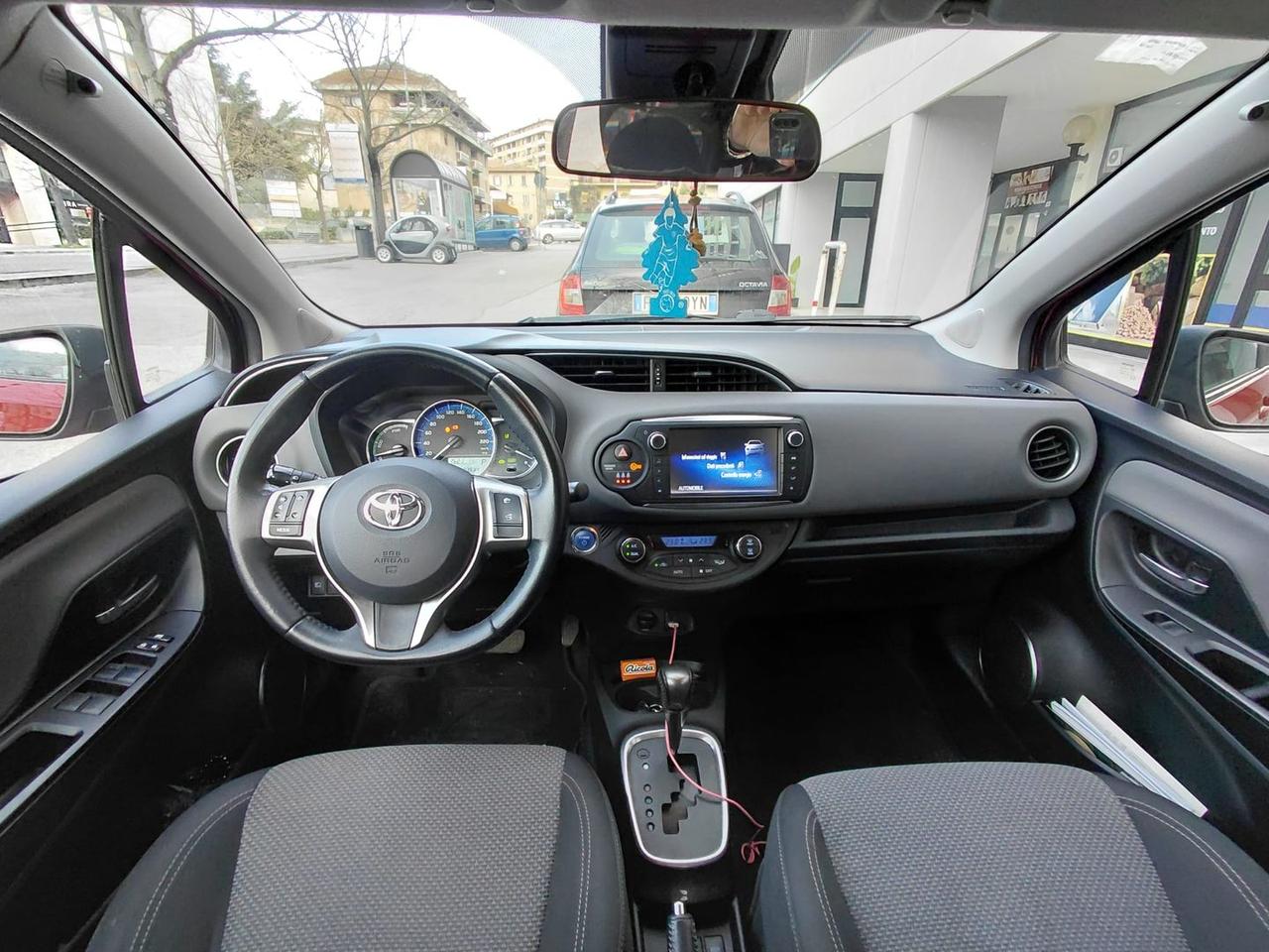 Toyota Yaris Active 1.5 VVT-i HEV #8805
