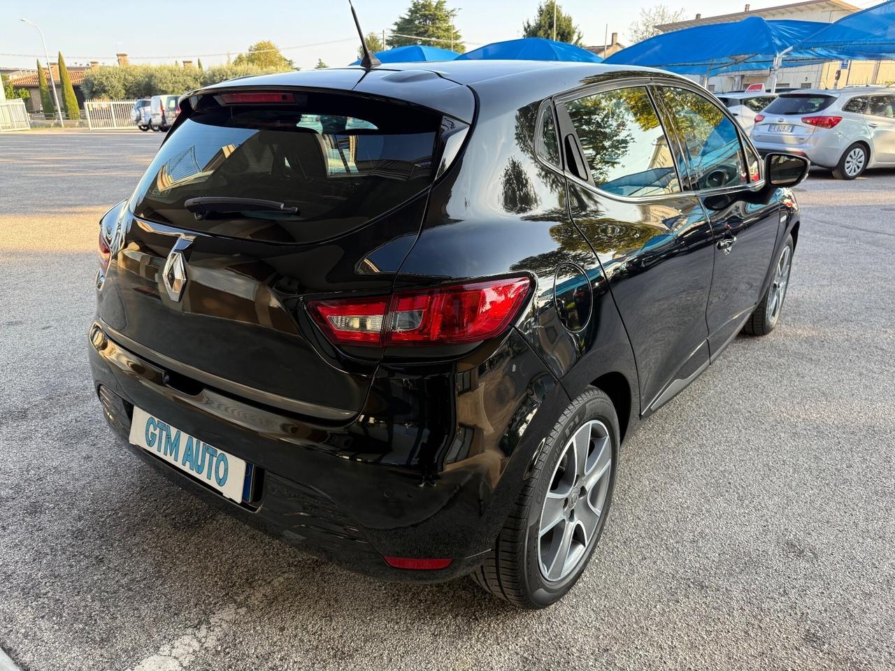 Renault Clio 1.2 75CV 5 porte - Neopatentati