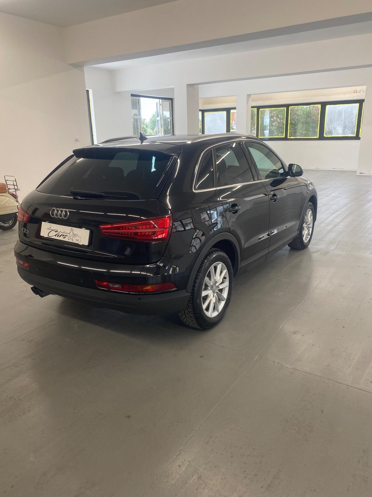 Audi Q3 2.0 TDI 120 CV Sport