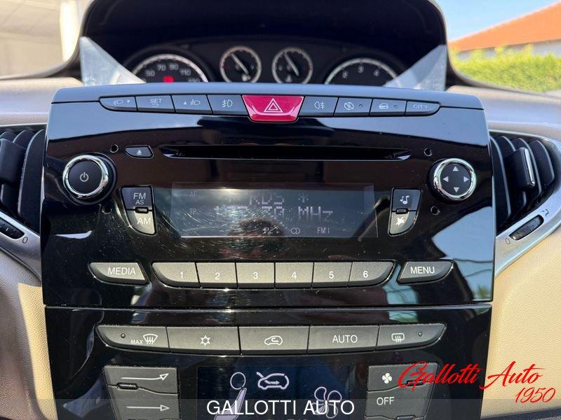 Lancia Ypsilon 0.9 Twinair 85 cv Stop & Start Platinum