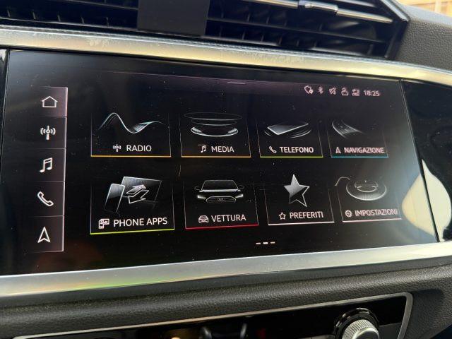 AUDI Q3 35 TDI Business