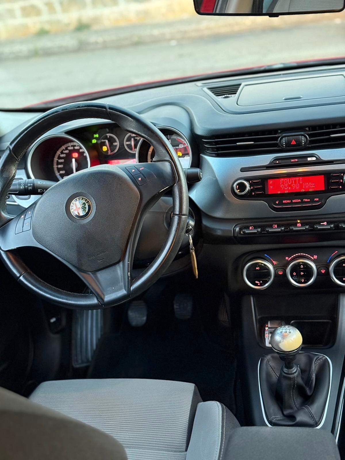 Alfa Romeo Giulietta 1.6 JTDm-2 105 CV Exclusive