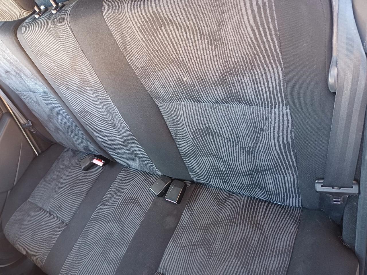 Dacia Sandero GPL DI SERIE Laureate - 2010