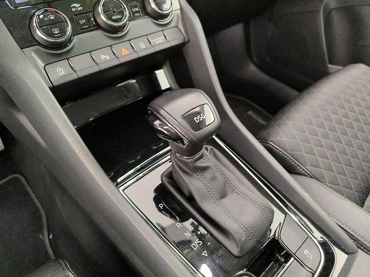 Skoda Karoq 1.6 tdi style dsg
