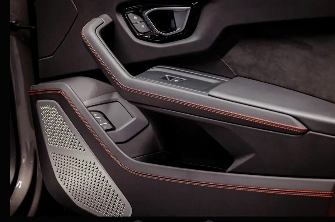 Lamborghini Urus 4.0