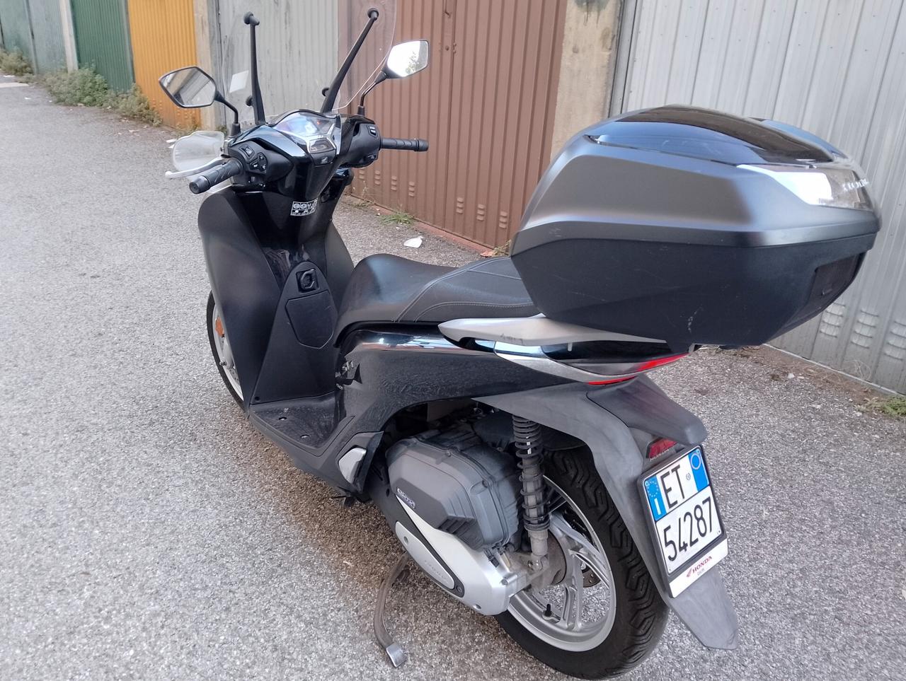 Honda SH 150 ABS start stop