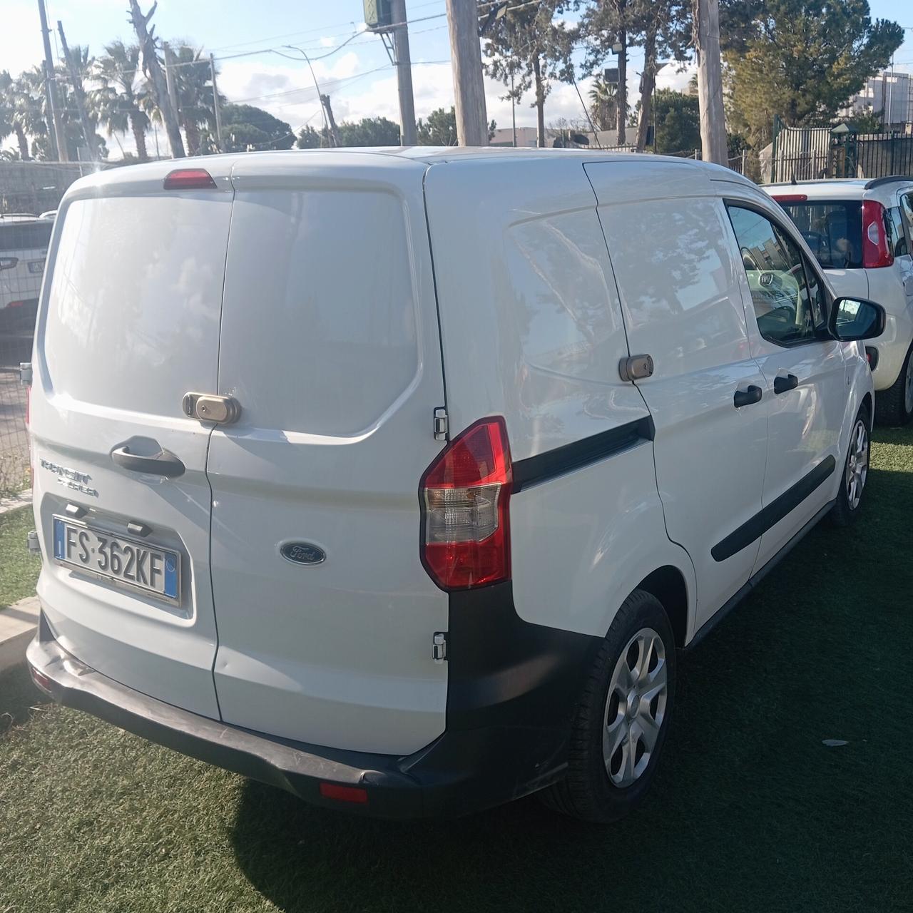 Ford Transit Courier Transit Courier 1.5 TDCi 75CV Van Entry