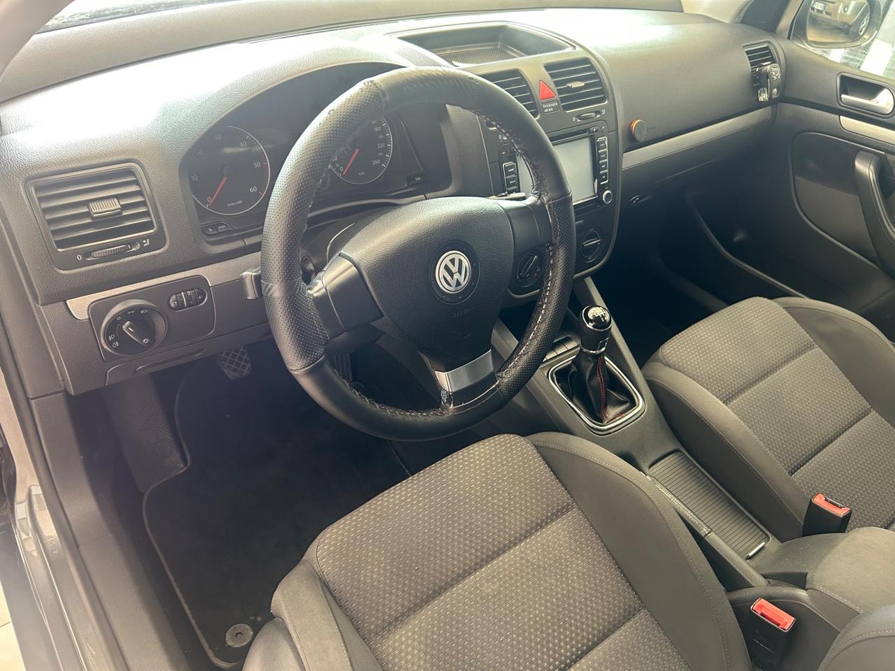 Volkswagen Golf 5 1.9 TDI 105cv 182.000 KM