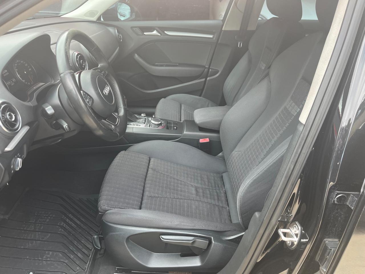 Audi A3 2.0 TDI 150 cv S tronic Ambition