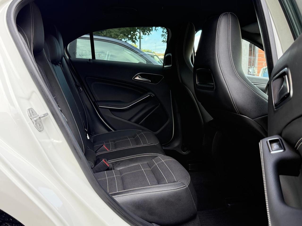 Mercedes-benz A 180 d Automatic Premium