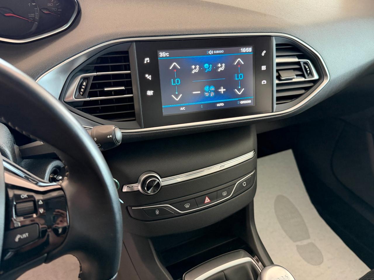 Peugeot 308 1.5 BLUEHDI 130 cv. 5 porte ACTIVE