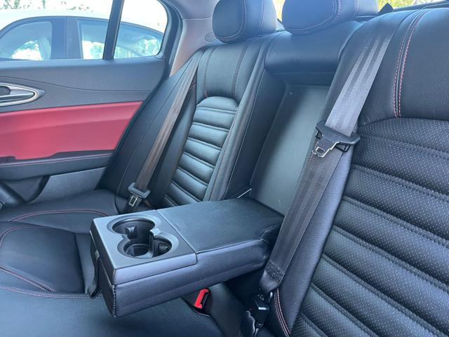 ALFA ROMEO Giulia 2.2 Turbodiesel 210 CV AT8 AWD Q4 Veloce