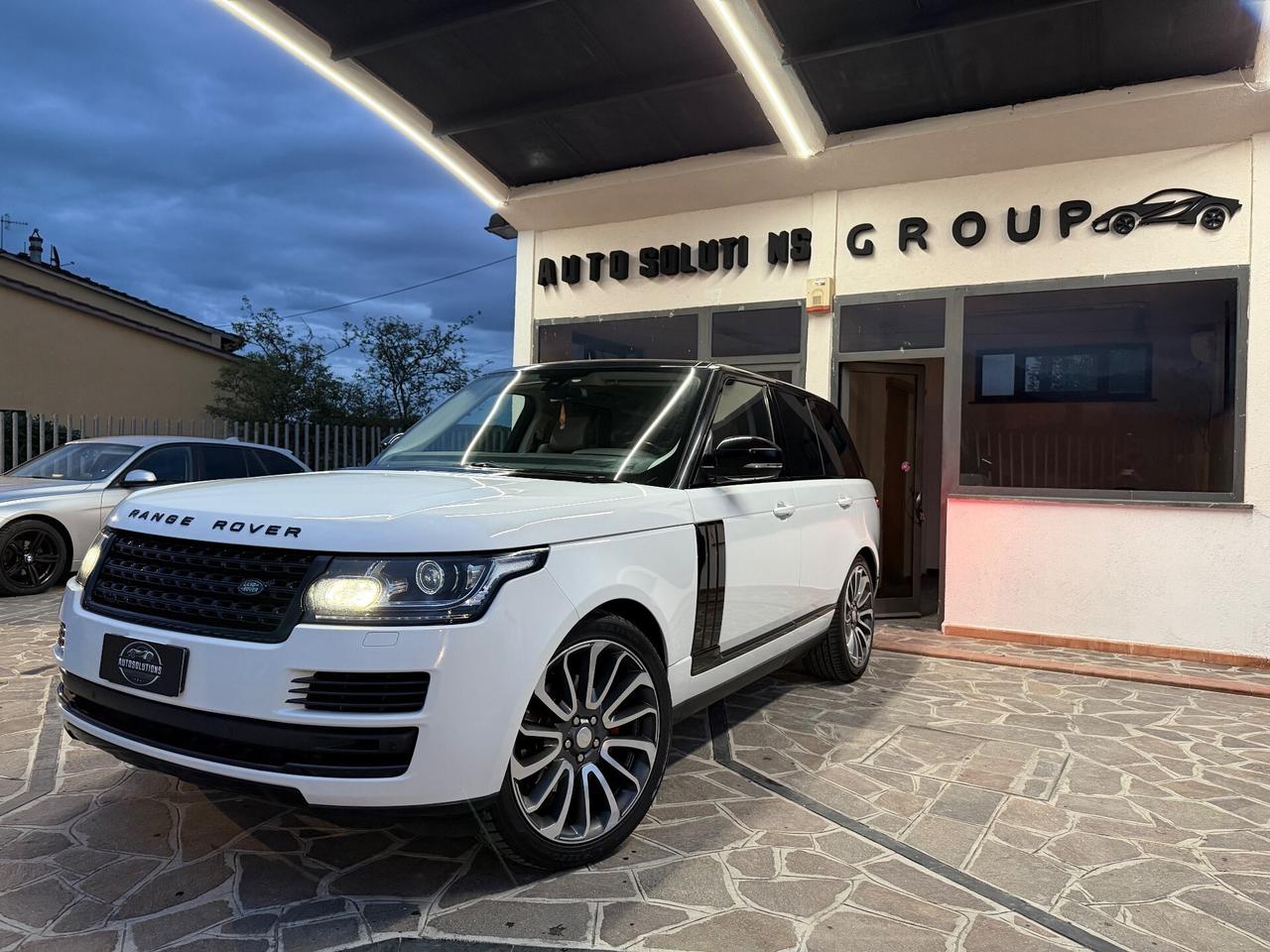 Land Rover Range Rover Vogue 3.0TDV6 black edition