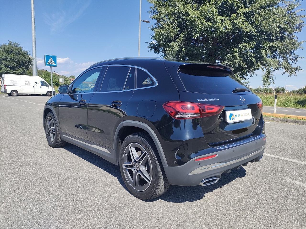 MERCEDES BENZ GLA 250 e phev (eq-power) Premium auto