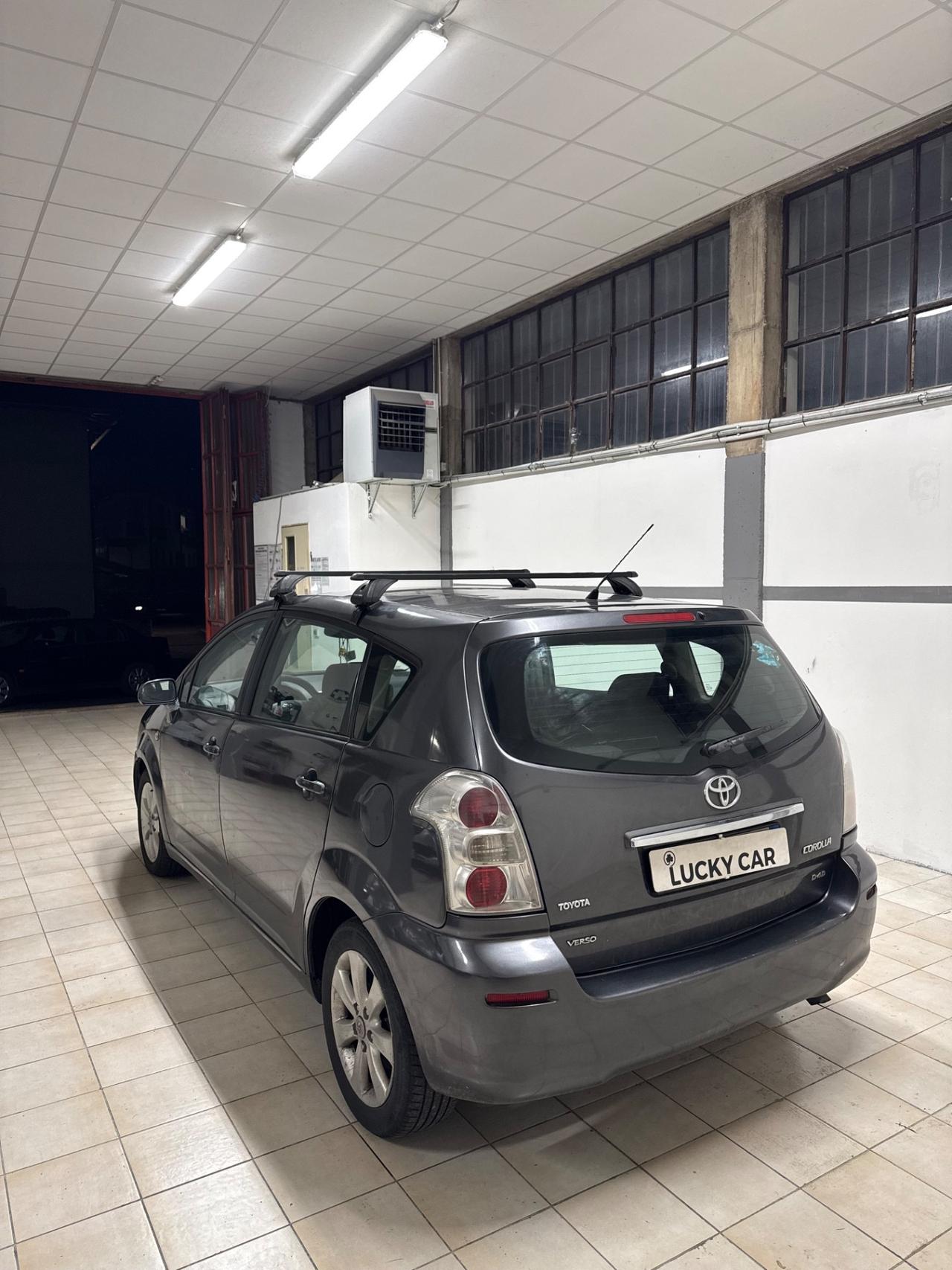 Toyota Corolla Verso 2.2 16V D-4D D-Cat