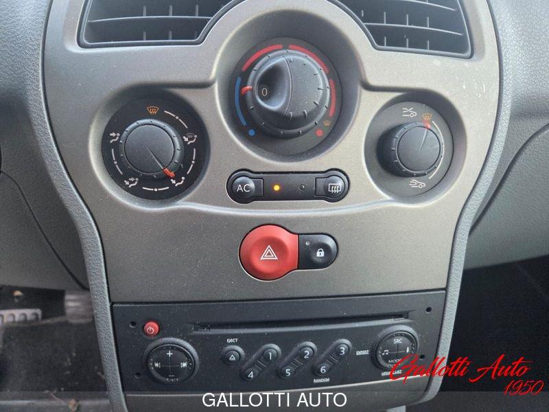 Renault Modus Grand Modus 1.2 16V 75CV