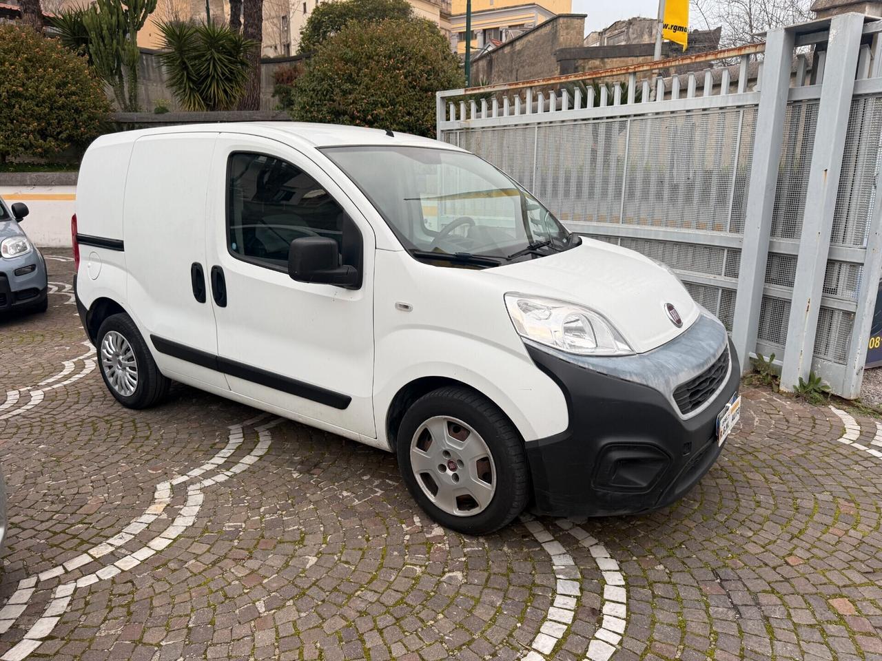 Fiat Fiorino 1.3 MJT 95CV Cargo SX CASSONATO STEREO BLUETHOOT