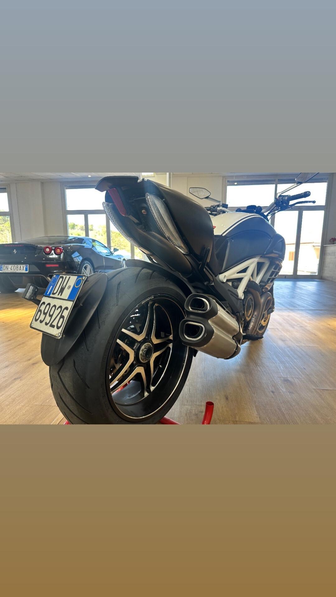 Ducati Diavel Amg edition 0/254