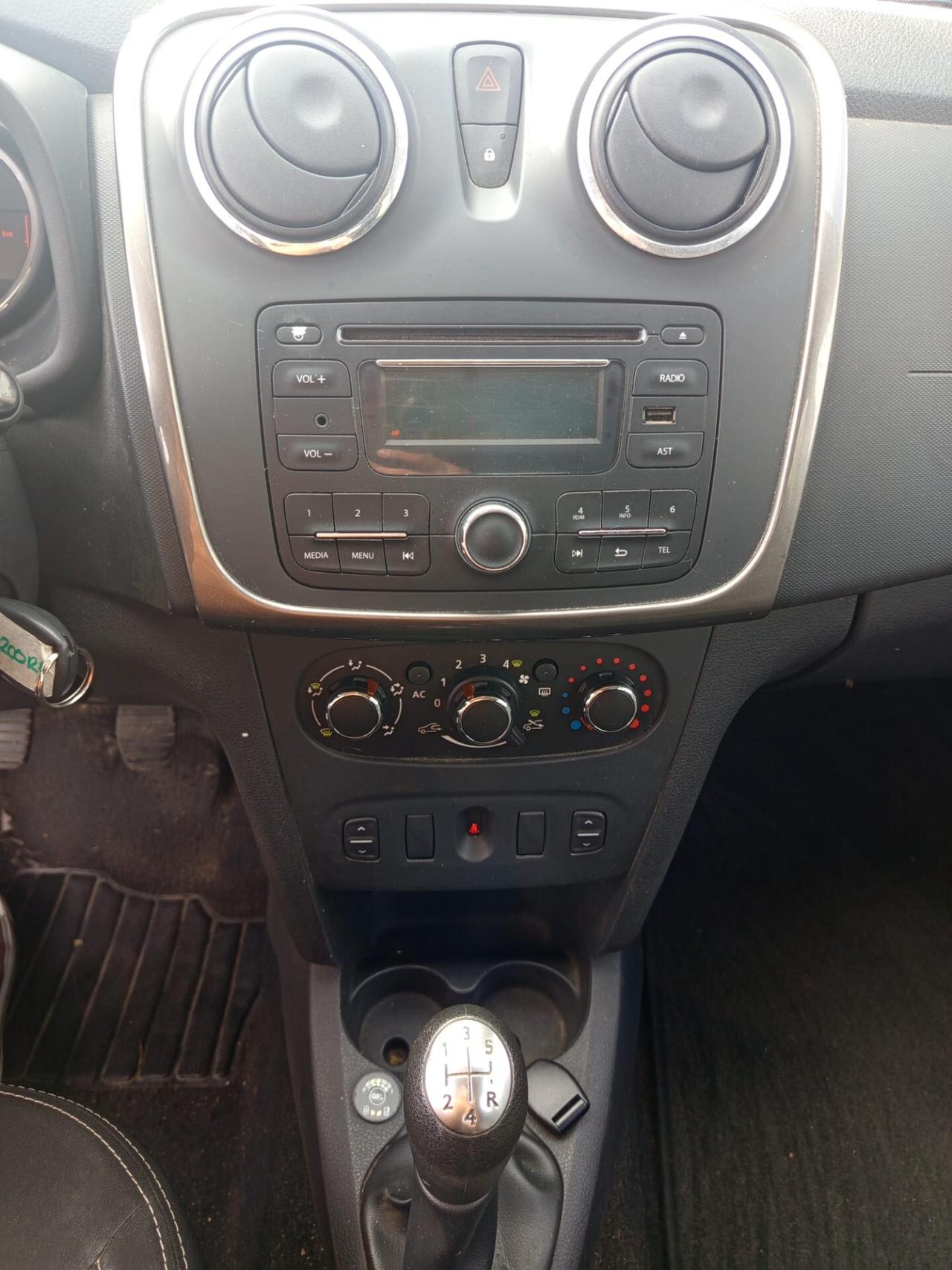 Dacia Sandero 1.2 GPL 75CV Lauréate