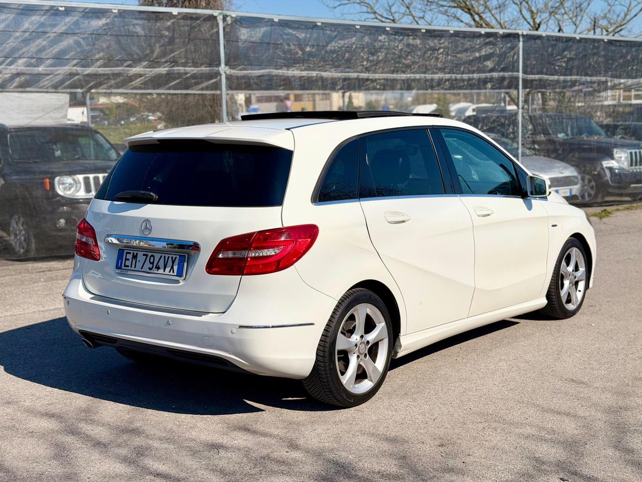 Mercedes-benz B 180 CDI 2012 BlueEFFICIENCY Premium