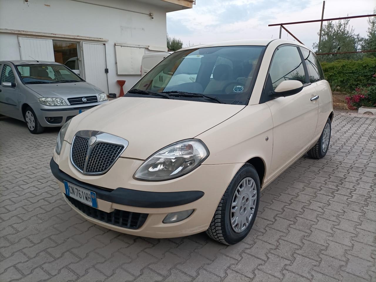 Lancia Ypsilon 1.3 Multijet *ok neopatentati*