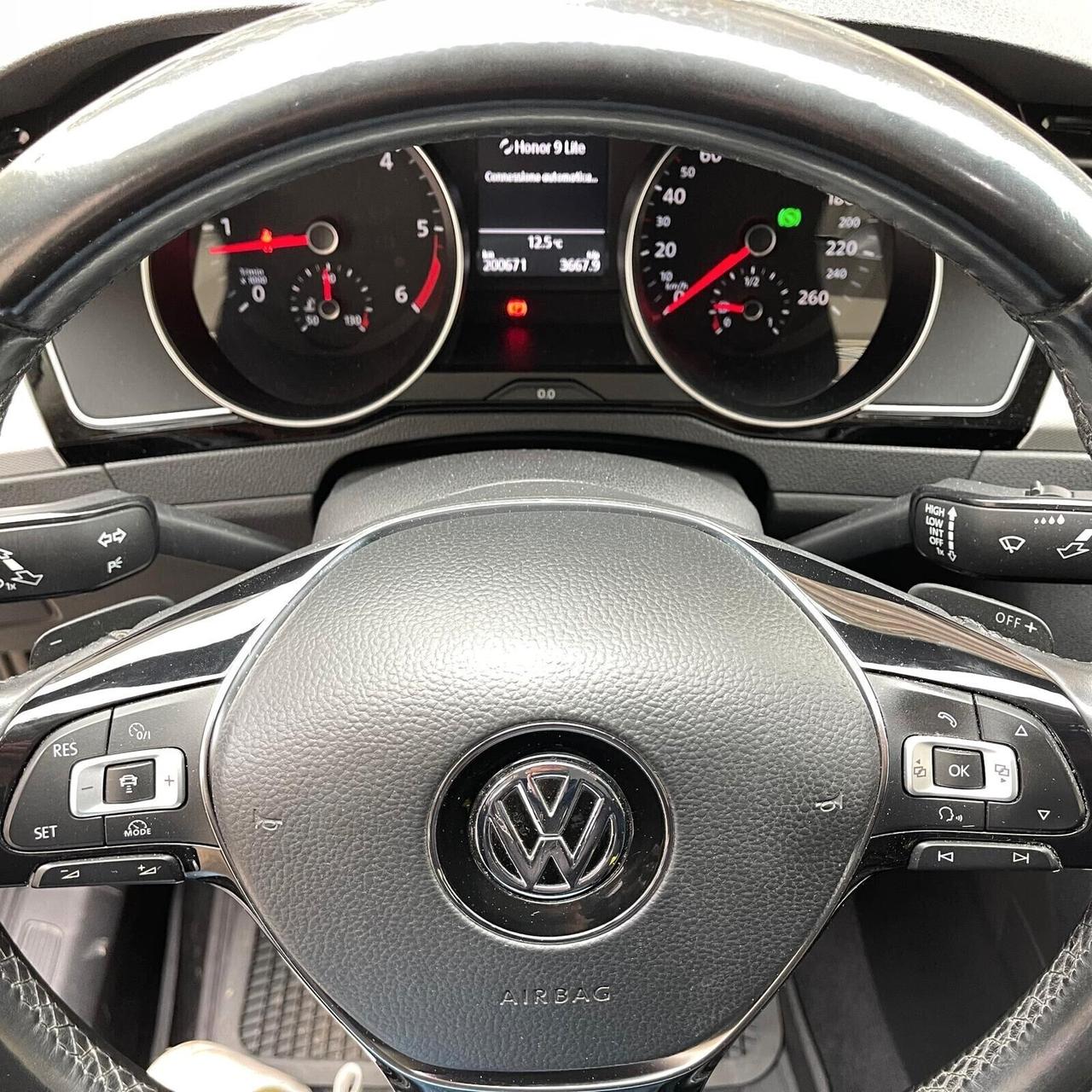 Volkswagen Passat 1.6 TDI 120cv DSG Executive