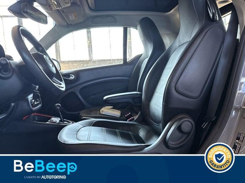 smart fortwo EQ RACINGREY 22KW