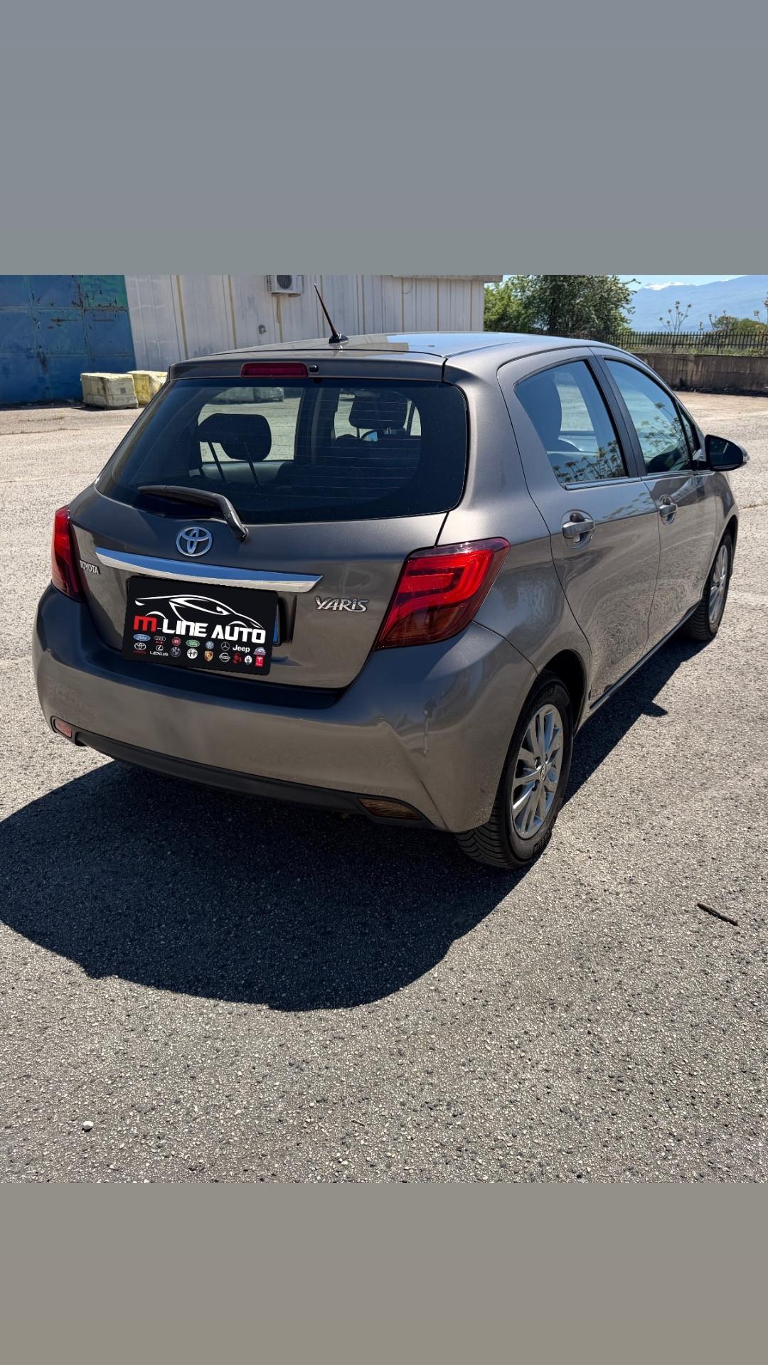 Toyota Yaris 1.0 5 porte Active