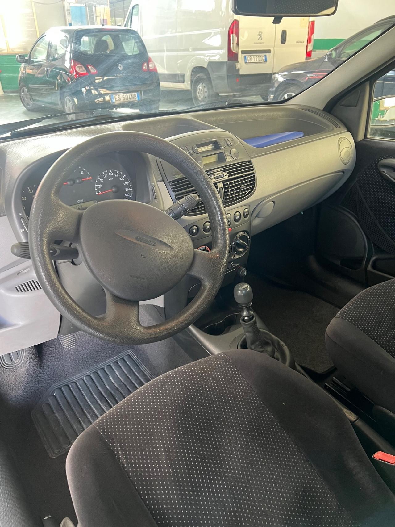 Fiat Punto 85 16V cat 3 porte Stile