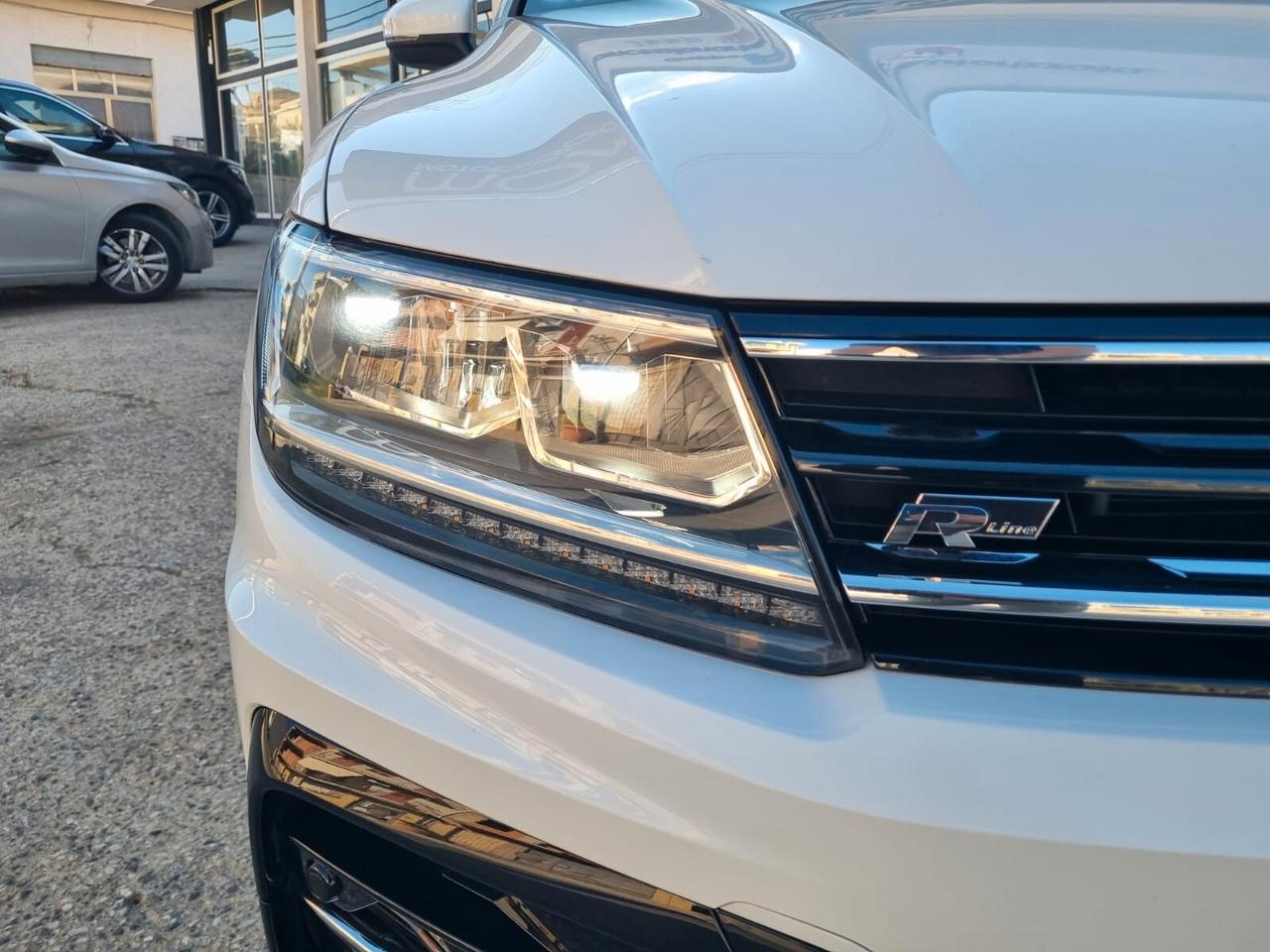 Volkswagen Tiguan 2.0 TDI SCR DSG Sport R Line