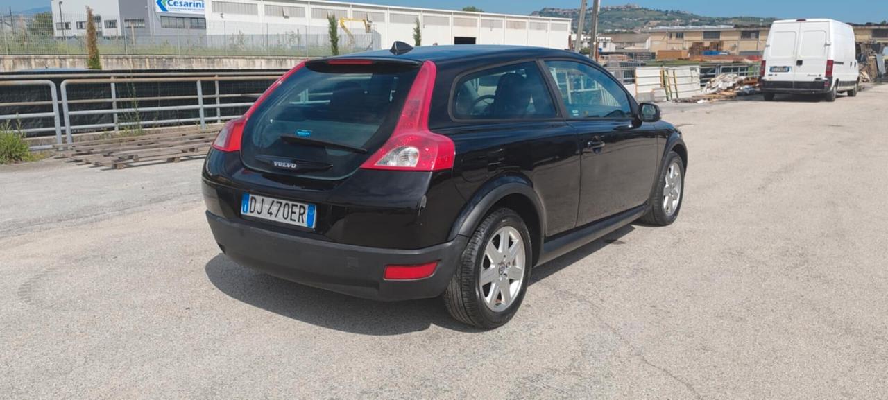 Volvo C30 1.6 D Summum