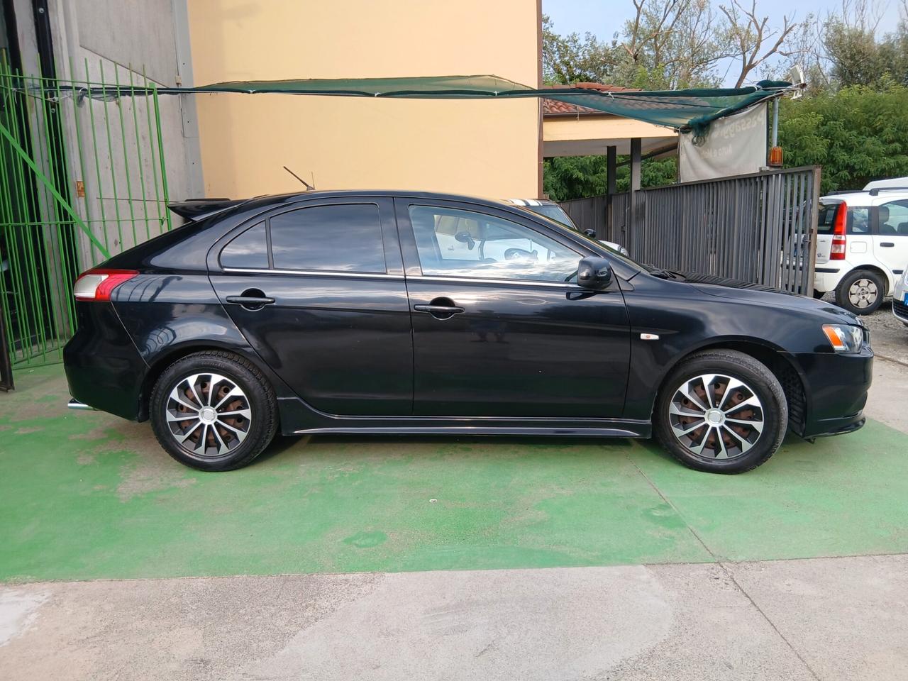 Mitsubishi Lancer 1.8 5p. Sportback Inform