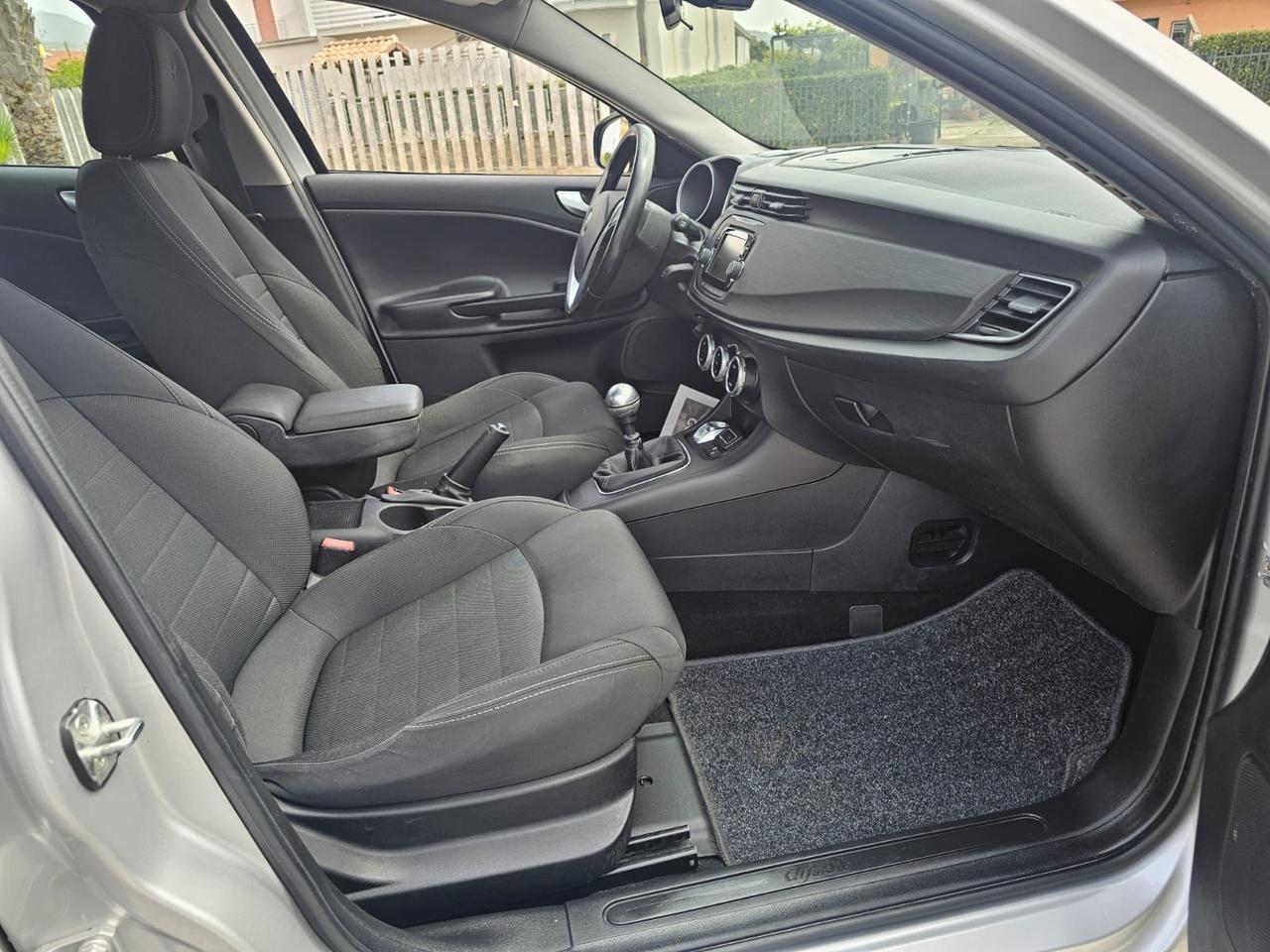 Alfa Romeo Giulietta 1.6 JTDm 120 CV Business