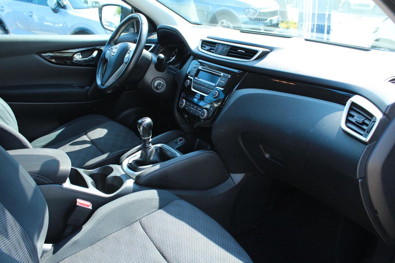 Nissan Qashqai 1.2 DIG-T Visia